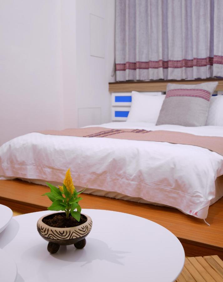 Mixa Hostel Kota Hualien Bagian luar foto