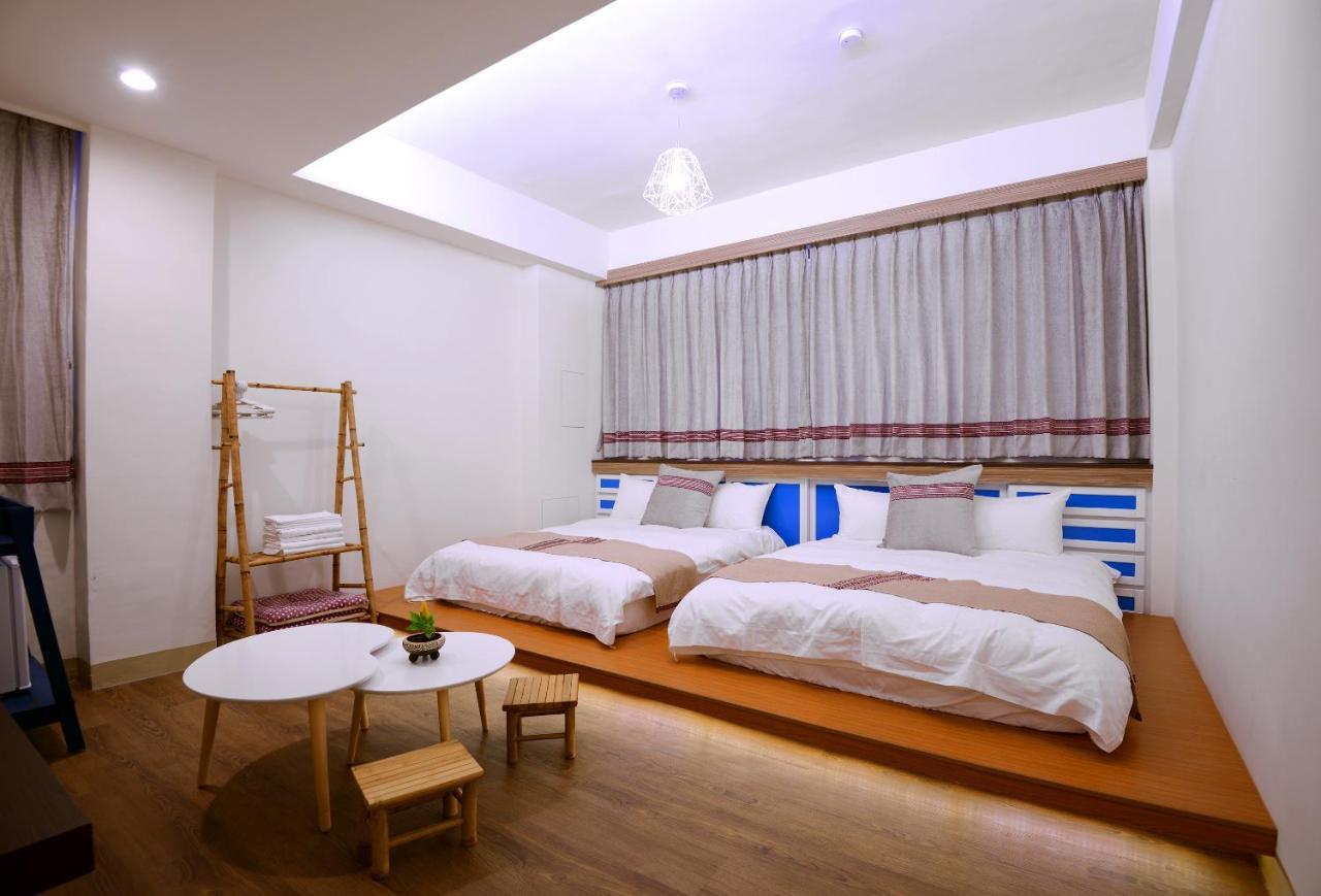 Mixa Hostel Kota Hualien Bagian luar foto