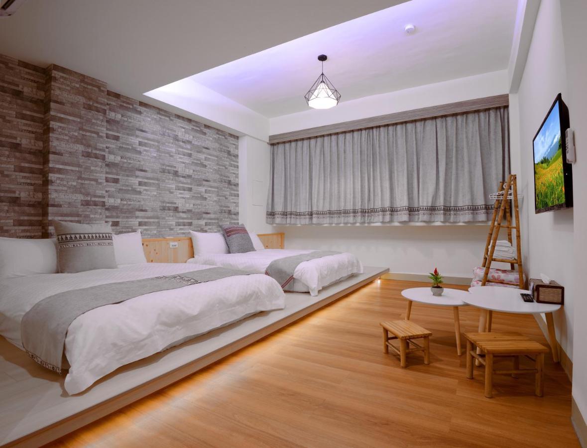 Mixa Hostel Kota Hualien Bagian luar foto