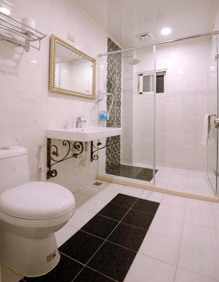 Mixa Hostel Kota Hualien Bagian luar foto