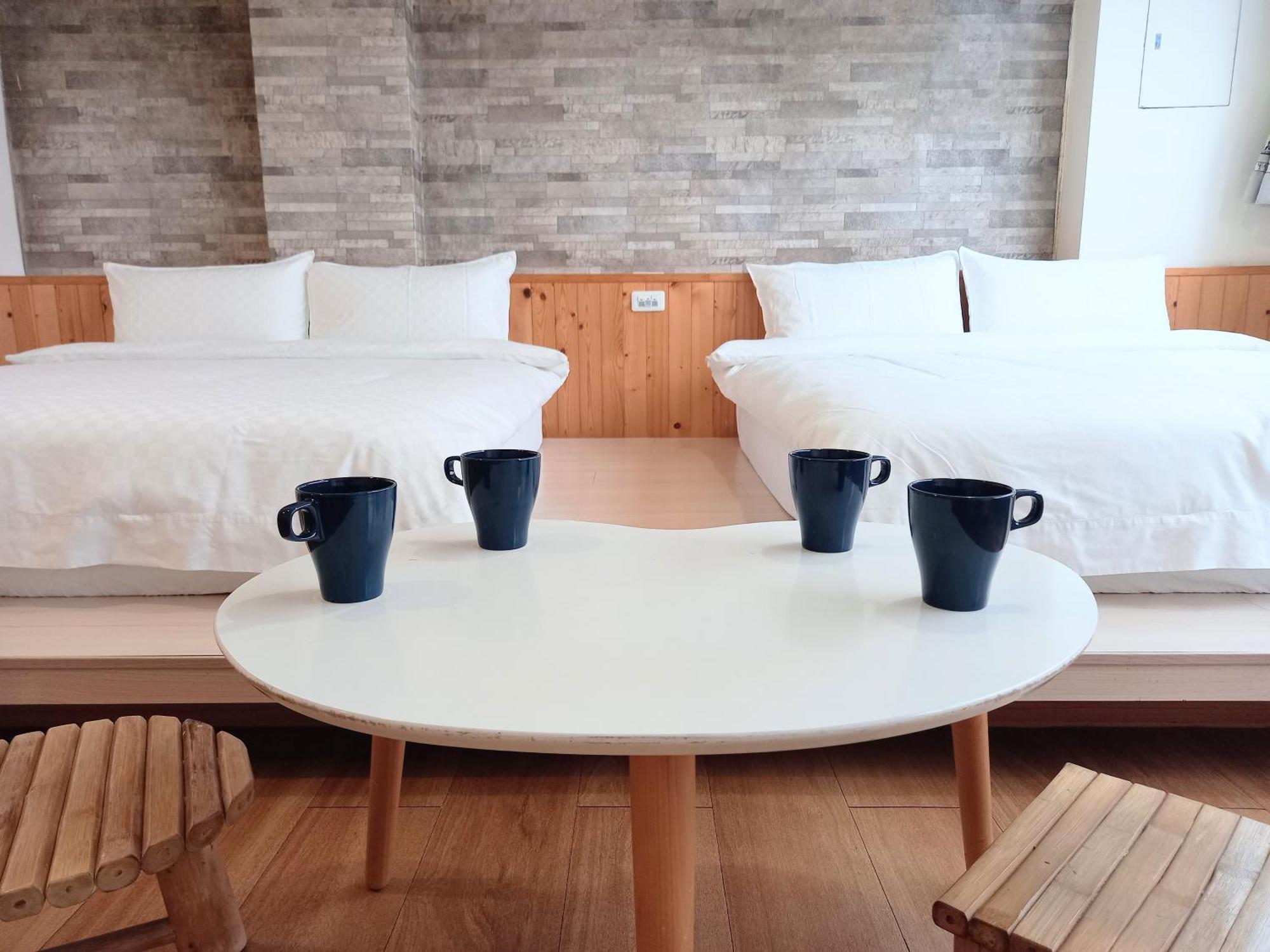 Mixa Hostel Kota Hualien Bagian luar foto